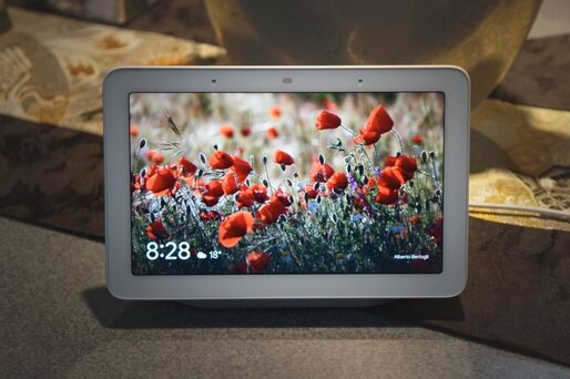 スマートディスプレイって何？ 「Google Nest Hub」でできること