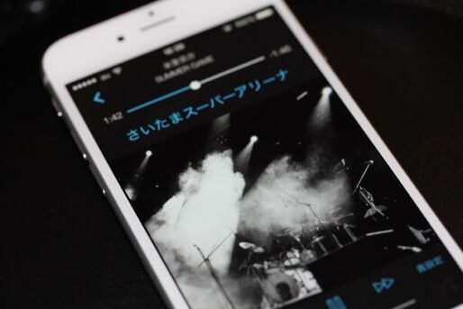 iPhoneに保存した音楽が武道館の音質に変わる、いつもとは違うサウンドを「RealLive」で