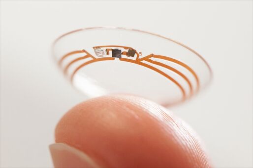 Google、医療用スマートコンタクトレンズを開発