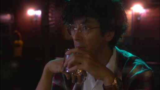 滝藤賢一が魅せる、変わり者探偵の超高速仕事術──ドラマ『探偵が早すぎる』