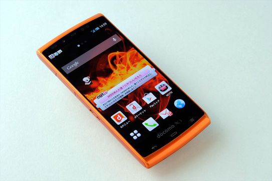 AQUOS PHONE SI SH-07E 全体 AQUOS PHONE SI SH-07E 全体