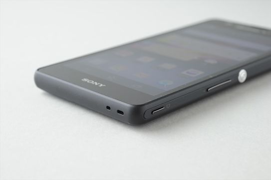 Xperia A SO-04E Xperia A SO-04E