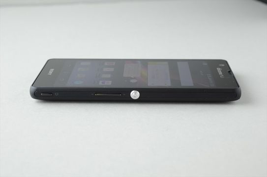 Xperia A SO-04E Xperia A SO-04E