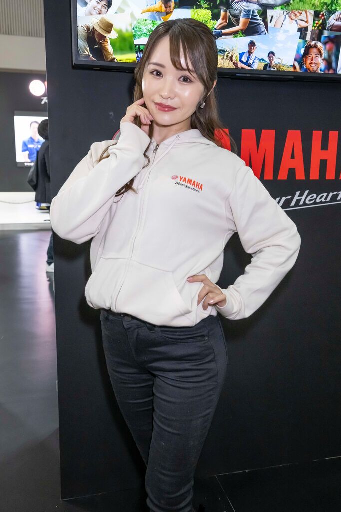 YAMAHA