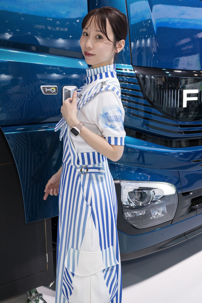 三菱ふそうトラック・バス