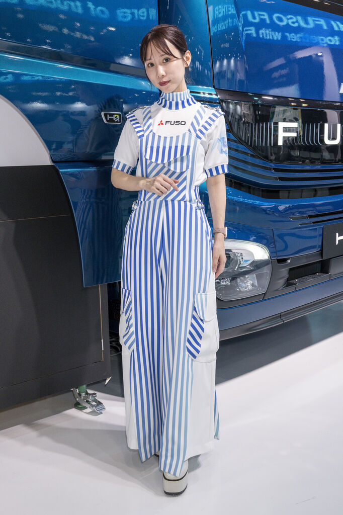 三菱ふそうトラック・バス