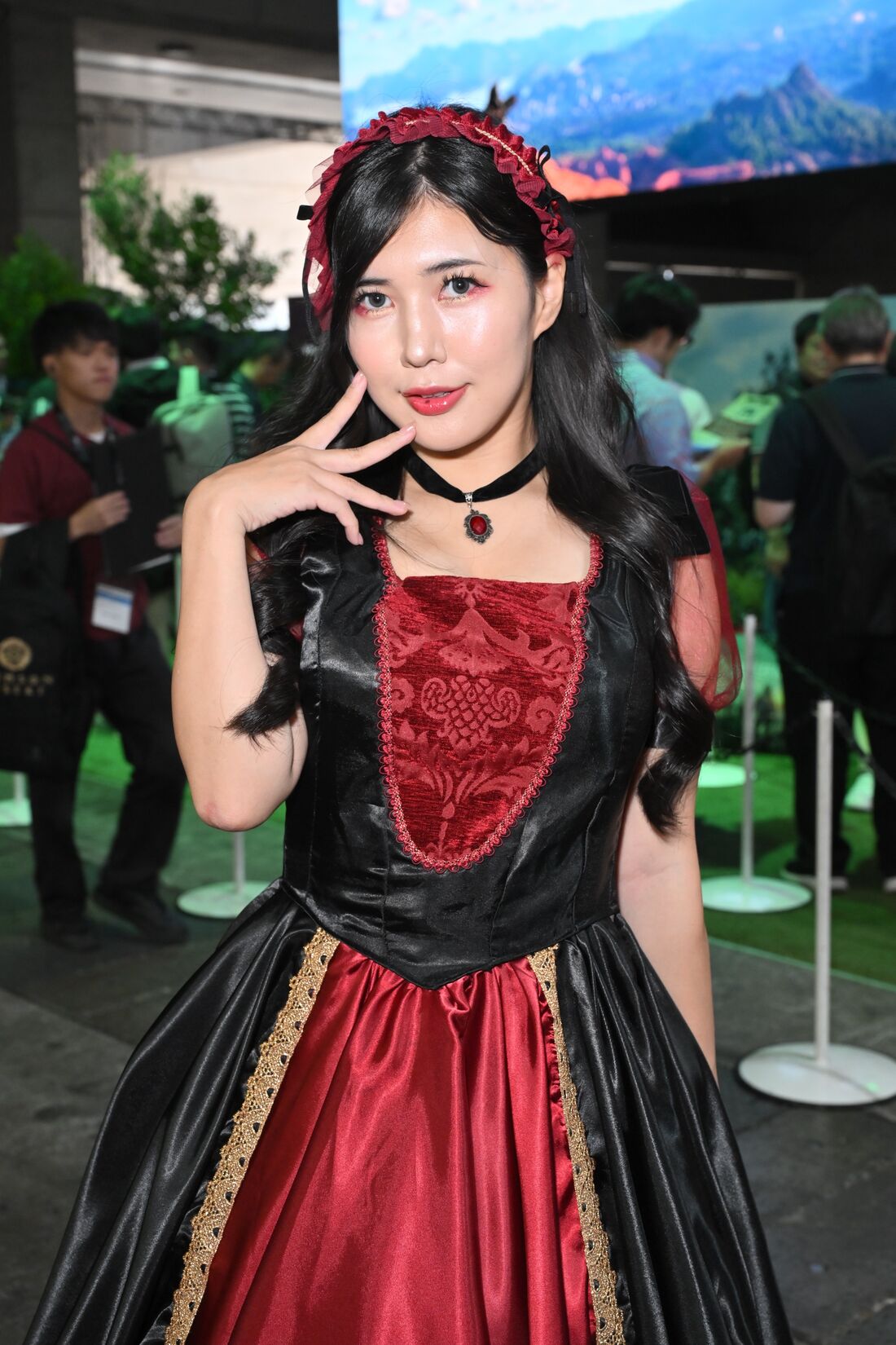 初日に見つけた、東京ゲームショウ2025コンパニオン・コスプレイヤー写真集