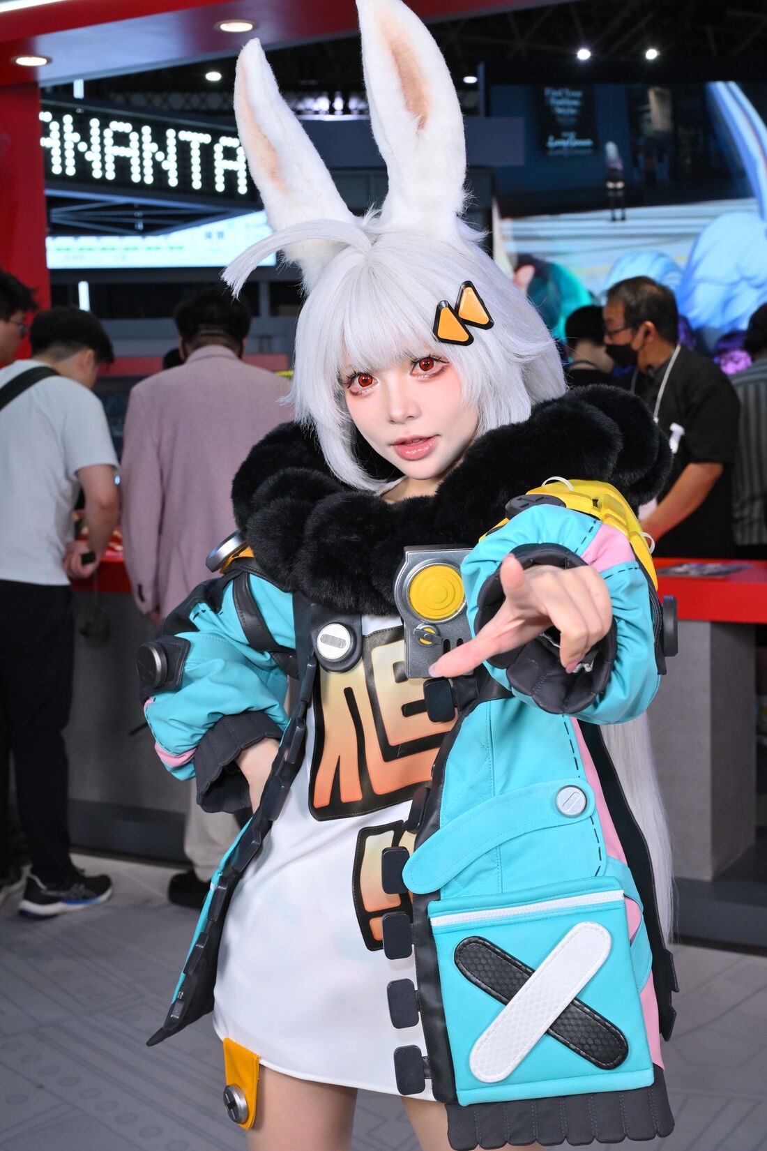 初日に見つけた、東京ゲームショウ2025コンパニオン・コスプレイヤー写真集