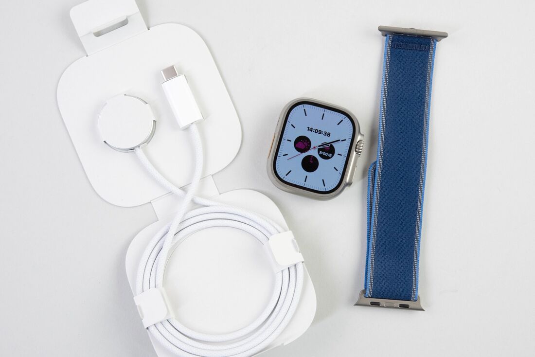 ワイヤレスの充電アダプタで充電する