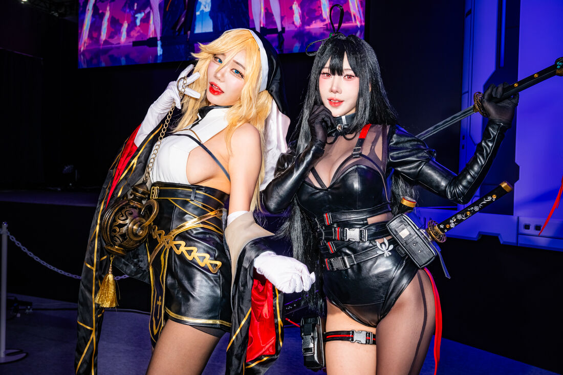【東京ゲームショウ2025】コンパニオン写真ギャラリー2(KONAMI、smilegate、GigaCrystaなど)