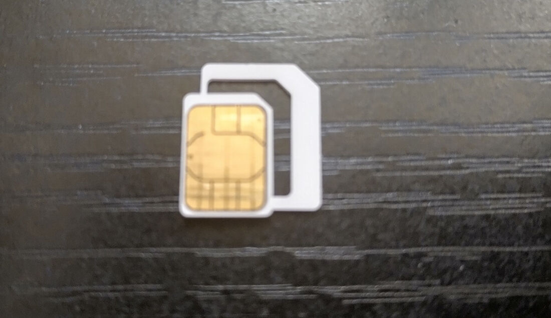 nanoSIMサイズ