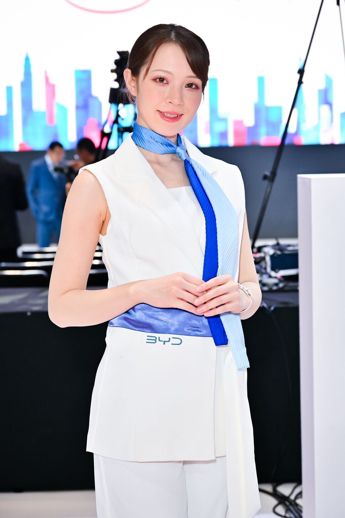 初日に見つけた、JAPAN MOBILITY SHOW 2025 コンパニオン写真集