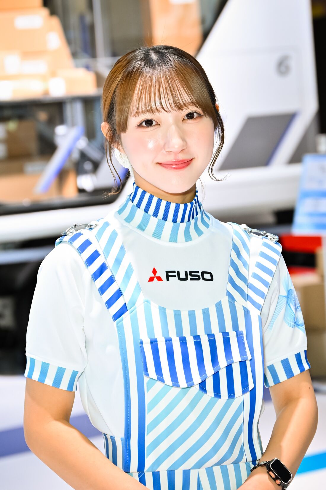 初日に見つけた、JAPAN MOBILITY SHOW 2025 コンパニオン写真集