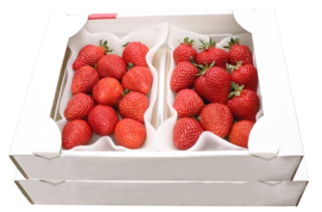 福岡・博多名物ブランドいちご「あまおう」 4パック