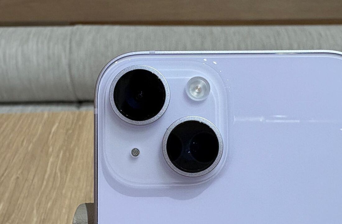 カメラレンズも問題ないように見える