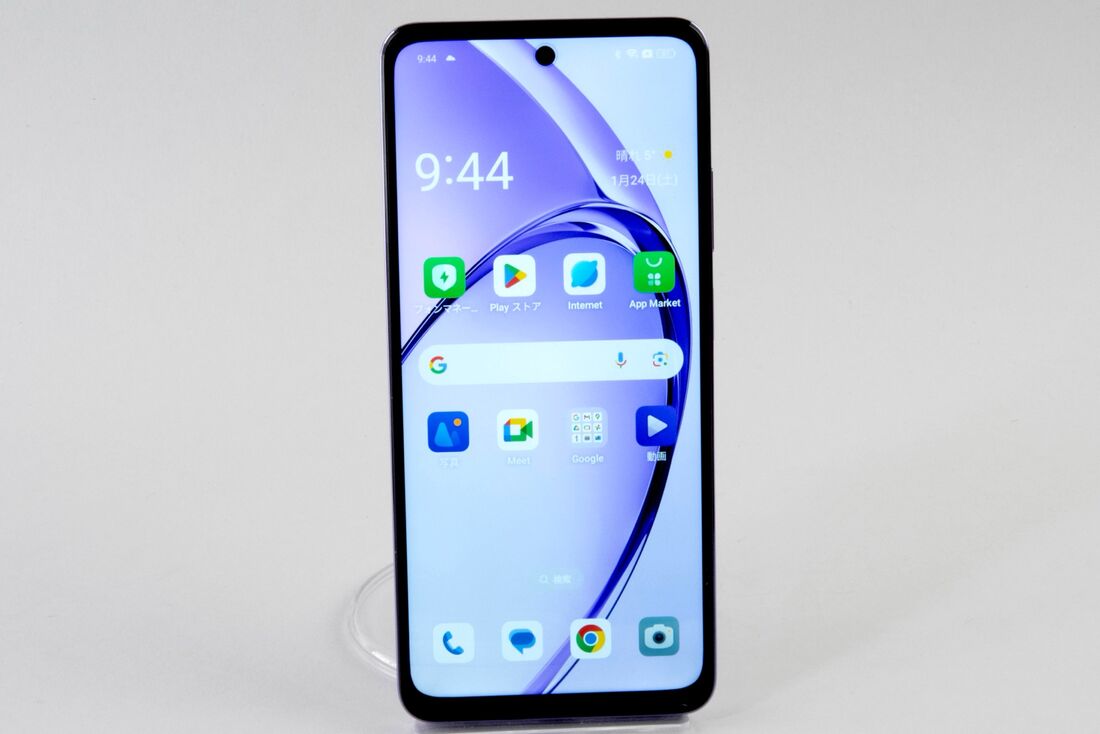 大画面モデルのOPPO A3 5Gは、上下の額縁がやや太め