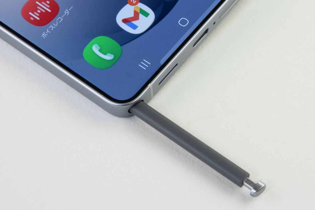 Sペンは本体に内蔵できる