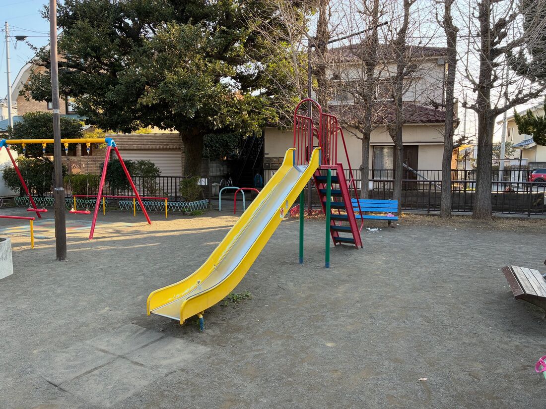 標準カメラは美しく撮れて文句なしだが、超広角の撮影はできない