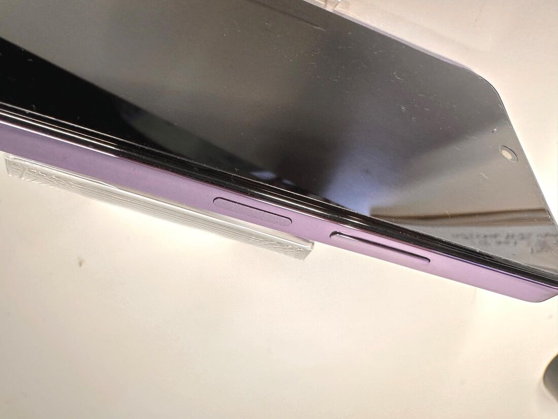 OPPO A3 5G 指紋センサー