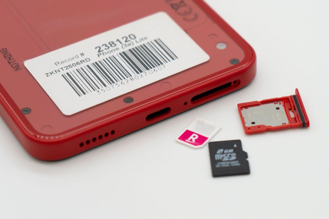 楽天モバイルのSIM