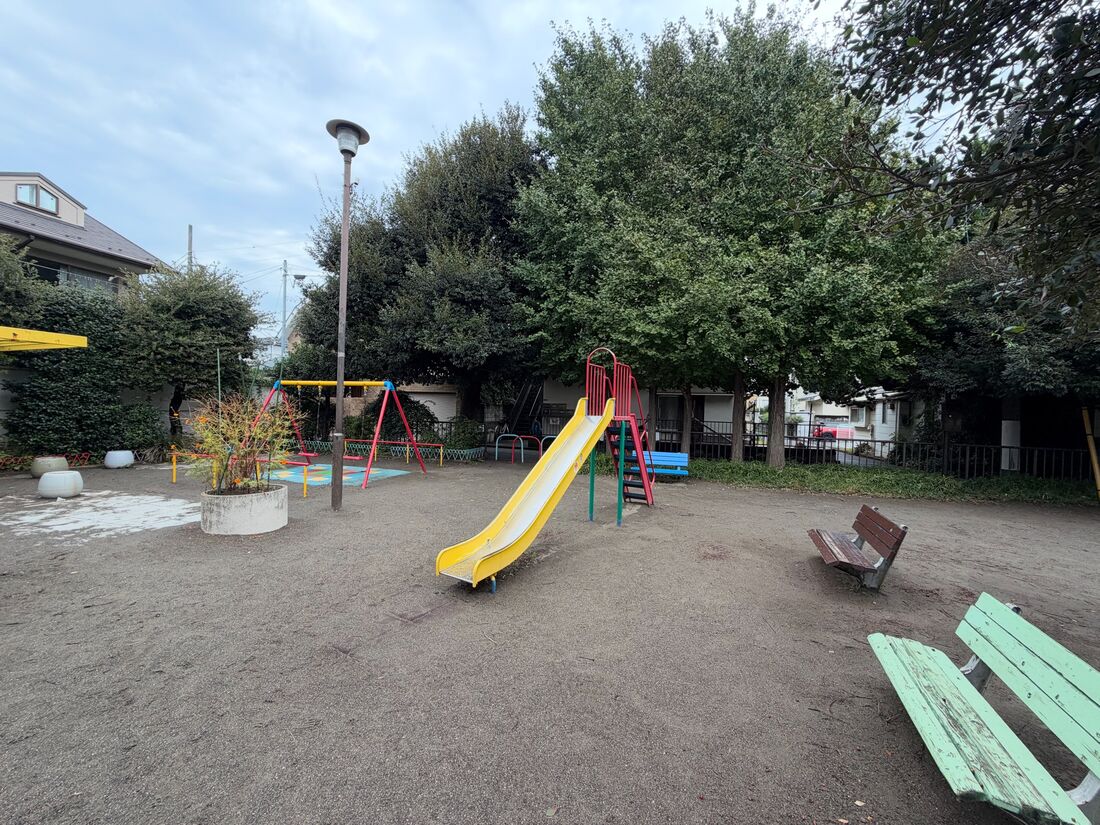 超広角も非常に美しく撮影できた、歪みも少ない
