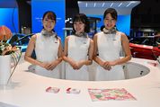 初日に見つけた、JAPAN MOBILITY SHOW 2023 コンパニオン写真集