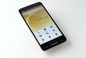 ドコモ、2013年夏モデル「ELUGA P P-03E」を6月15日より発売予定